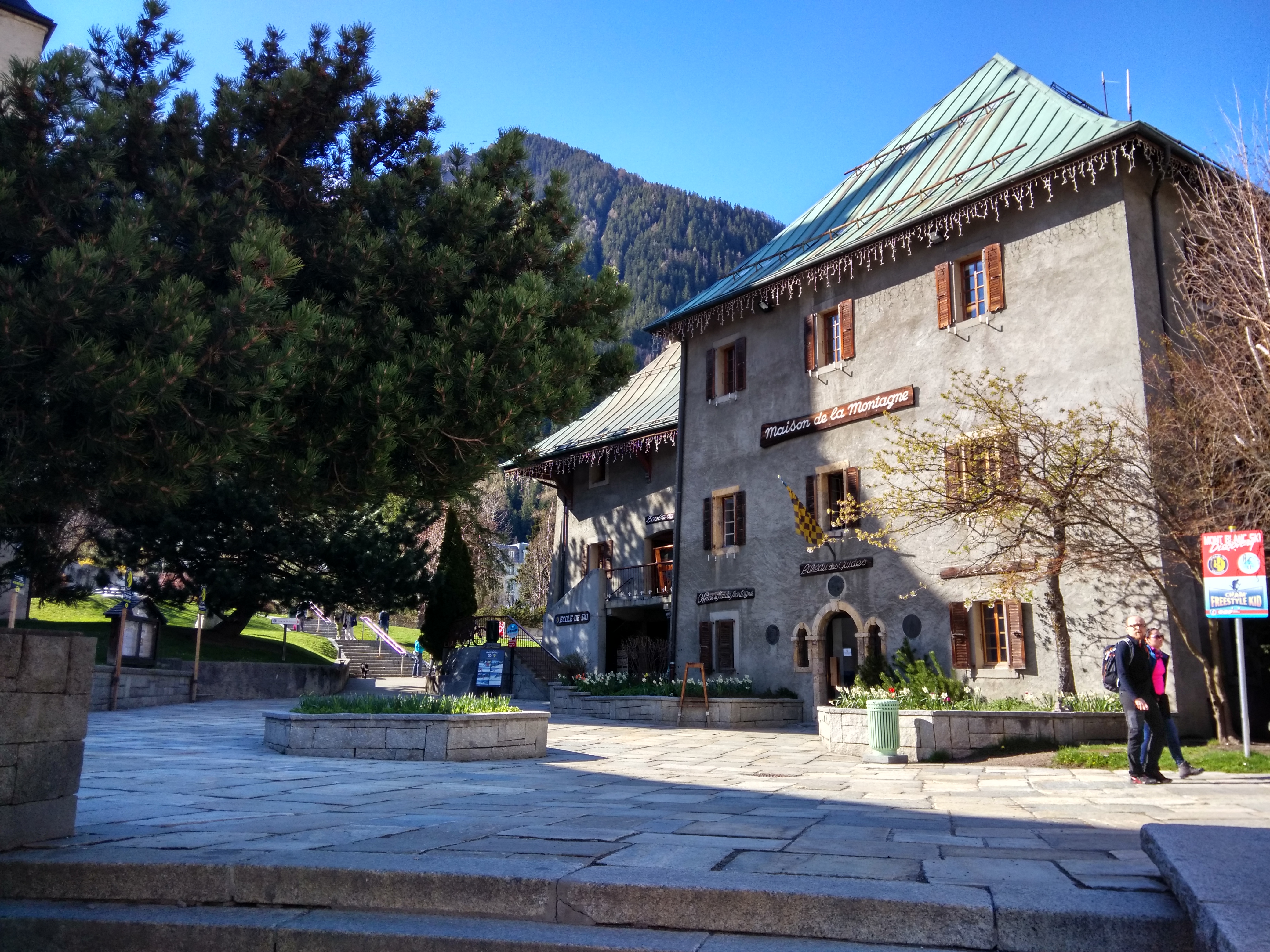 Центр Шамоні